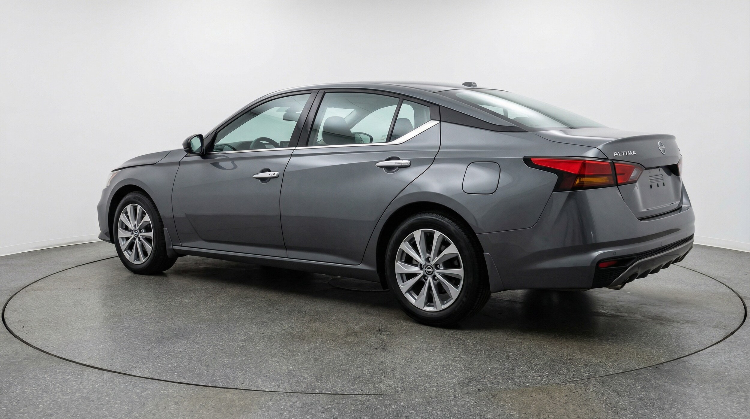 Thumbnail: 2025 Nissan Altima - 5