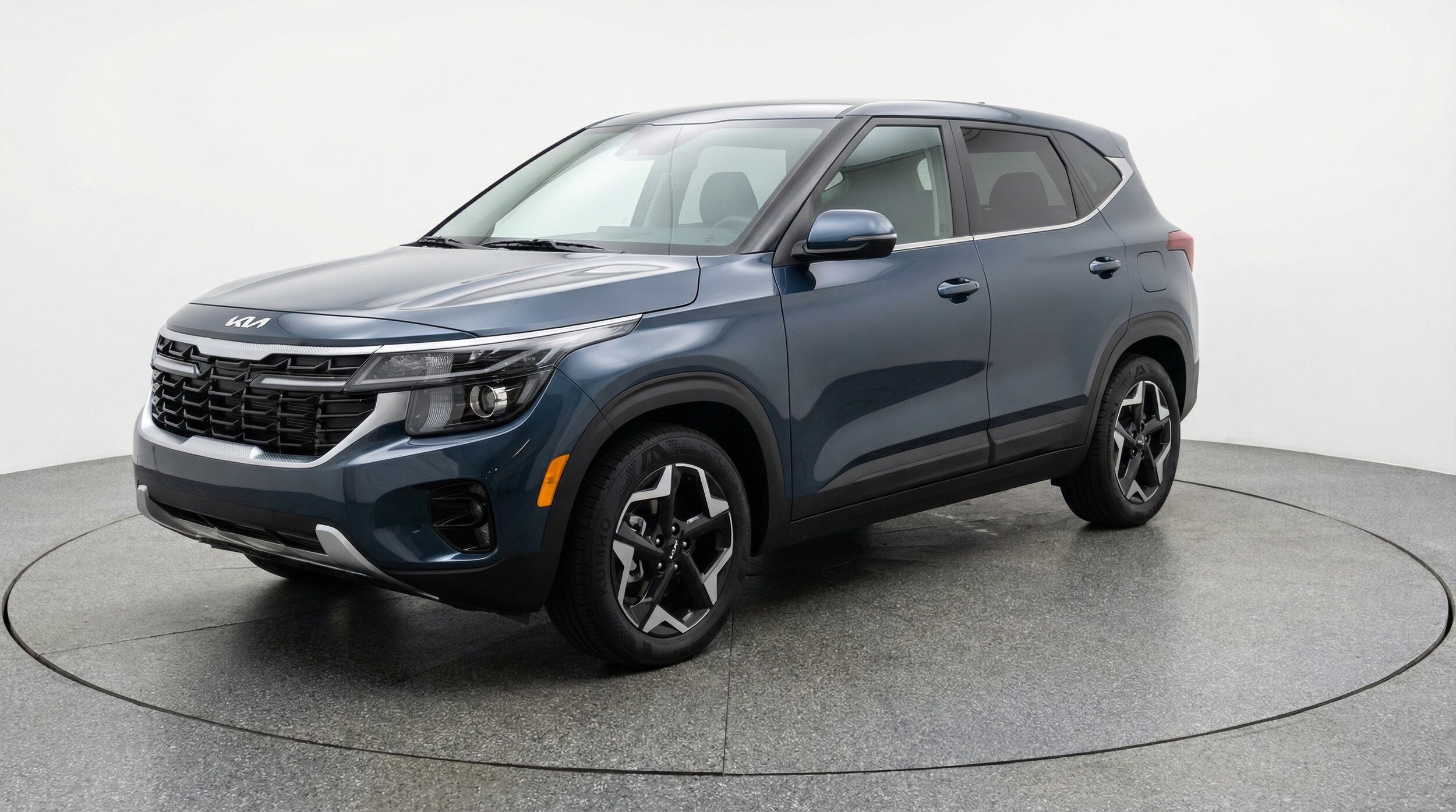 Thumbnail: 2025 Kia Seltos - 3