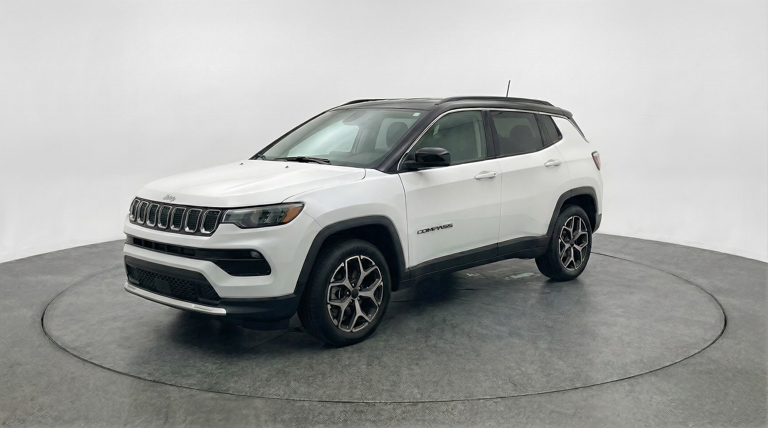 Thumbnail: 2025 Jeep Compass - 3