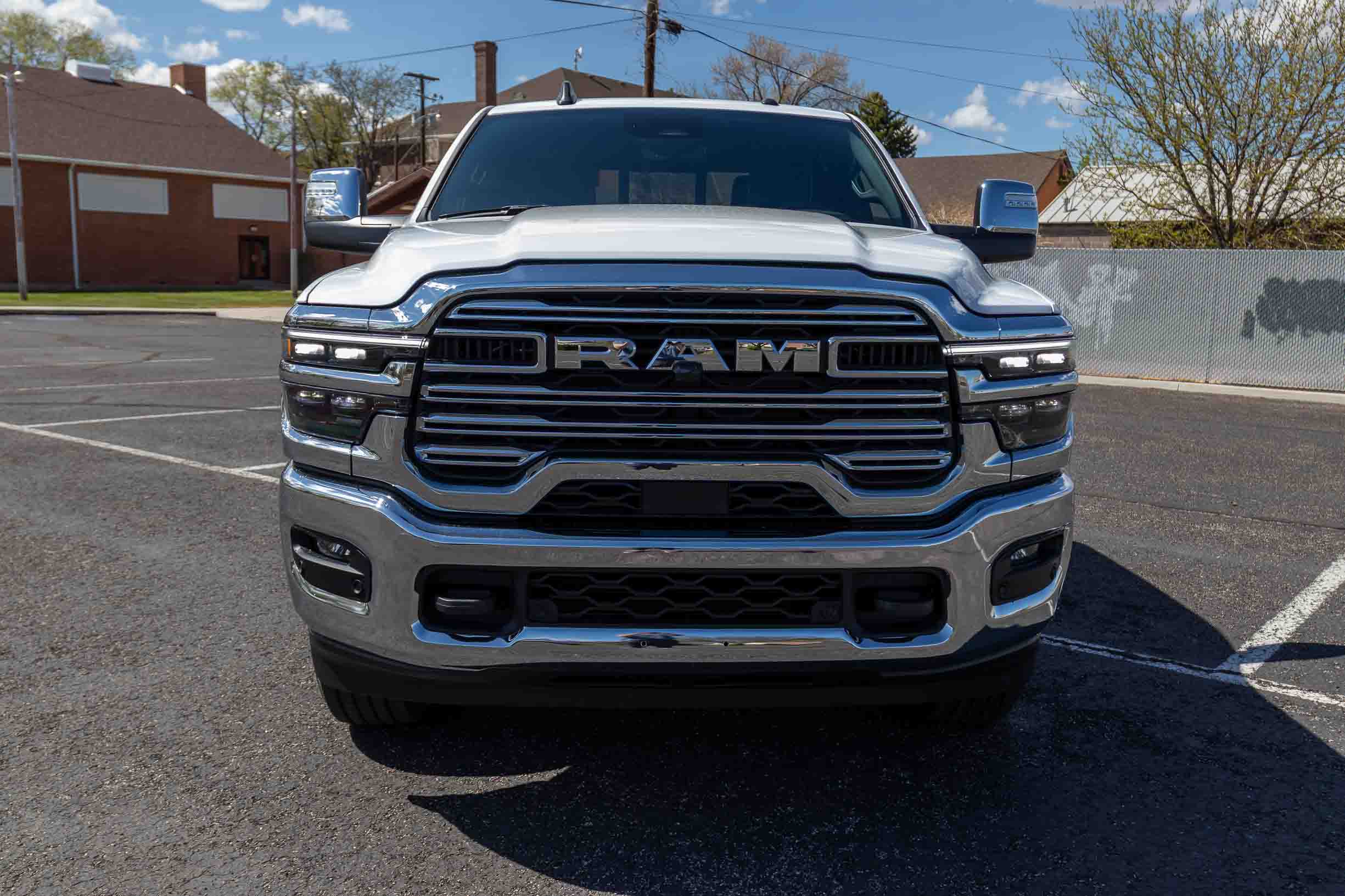 2025 Ram 2500 Laramie photo 4