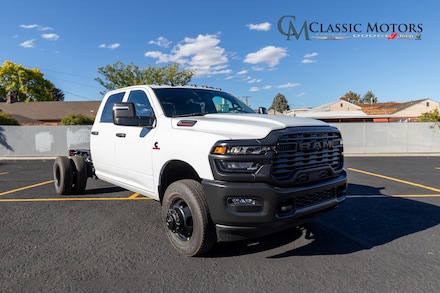 2026 Ram 3500 Chassis Cab TRADESMAN CREW   4X4 60' CA Pickup