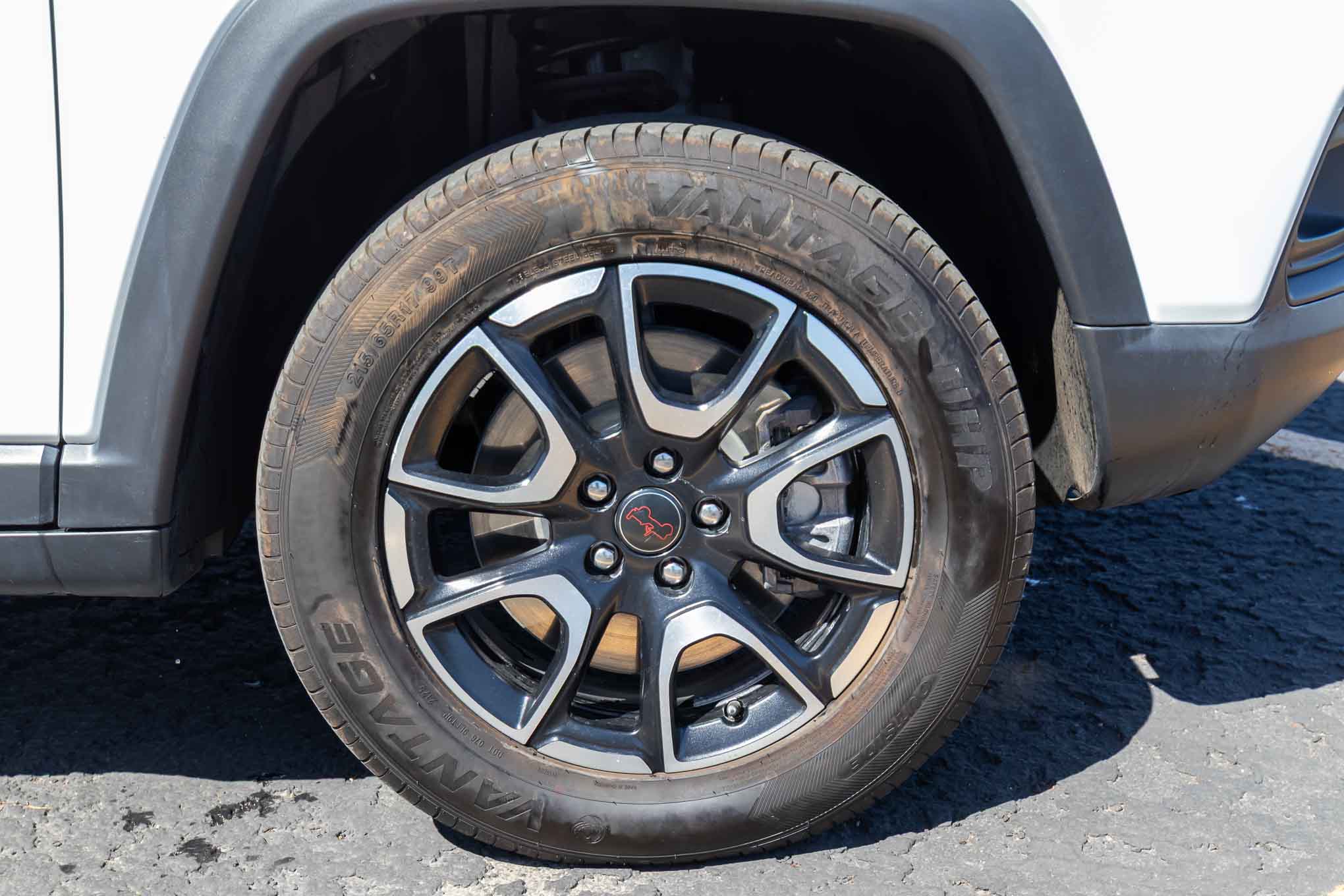 2025 Jeep Compass Trailhawk - Photo 27