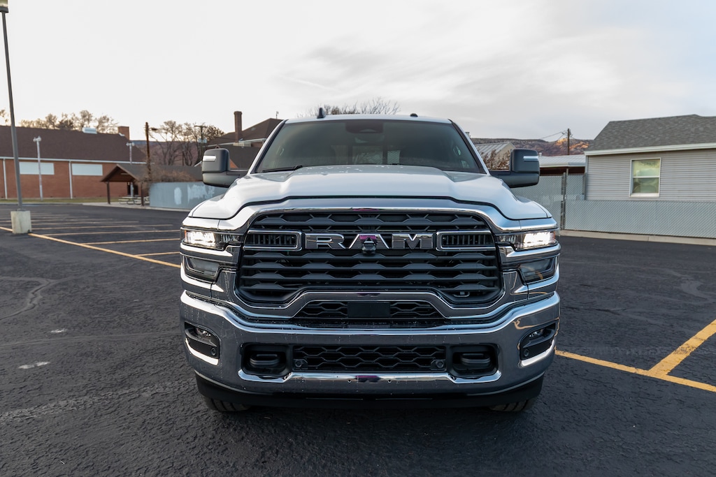 New 2026 Ram 2500 TRADESMAN CREW CAB 4X4 6'4 BOX Pickup