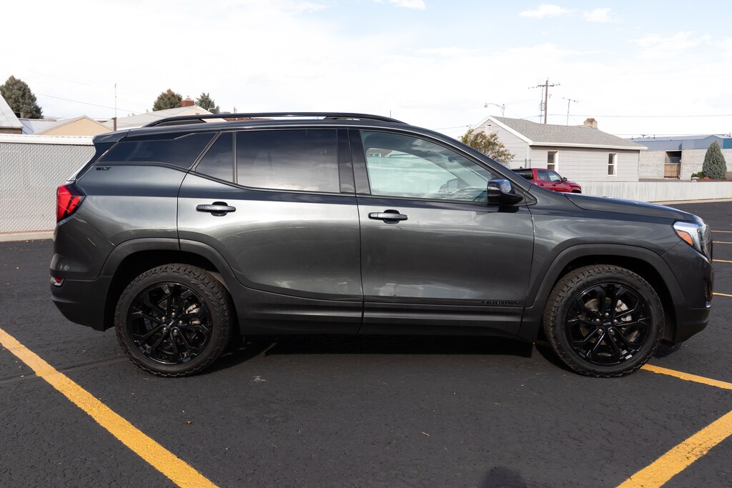 Used 2021 GMC Terrain SLT SUV