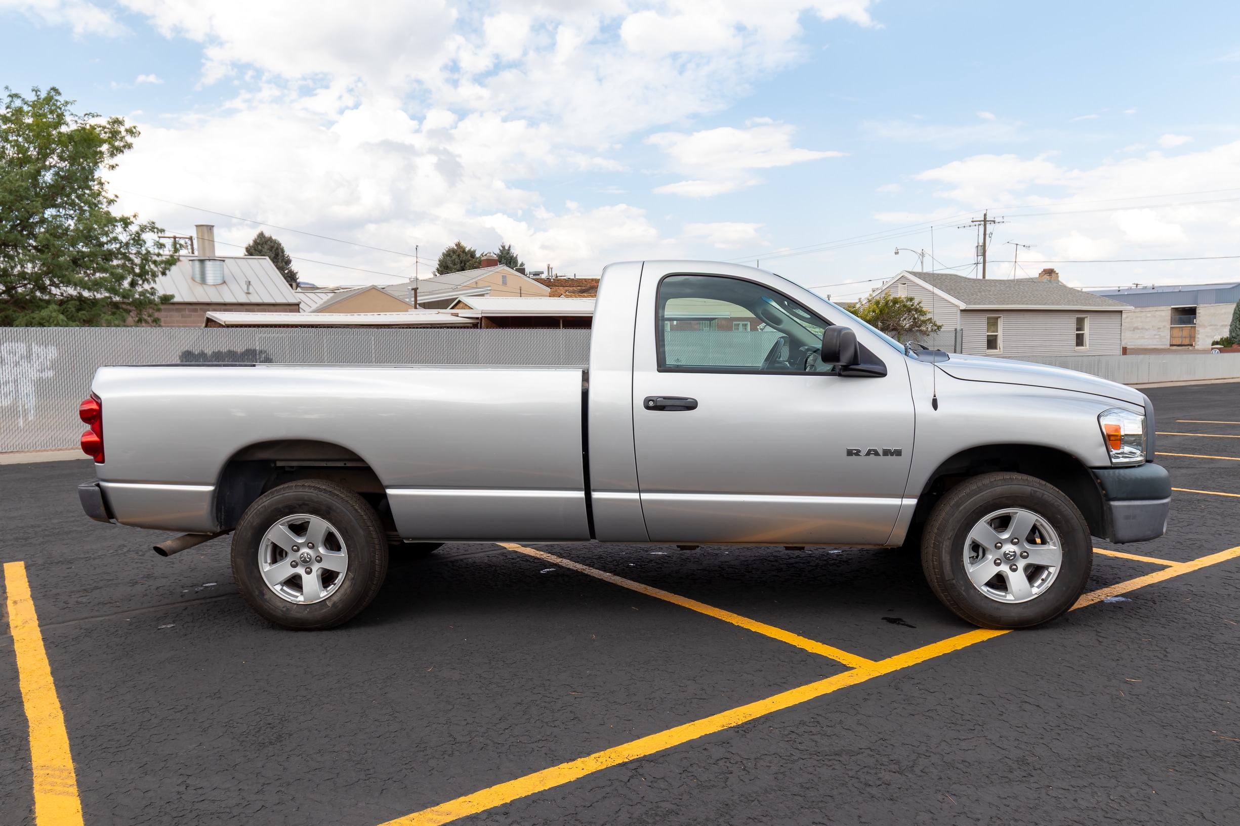 Used 2008 Dodge Ram 1500 Pickup SXT with VIN 1D7HU16N08J196890 for sale in Richfield, UT