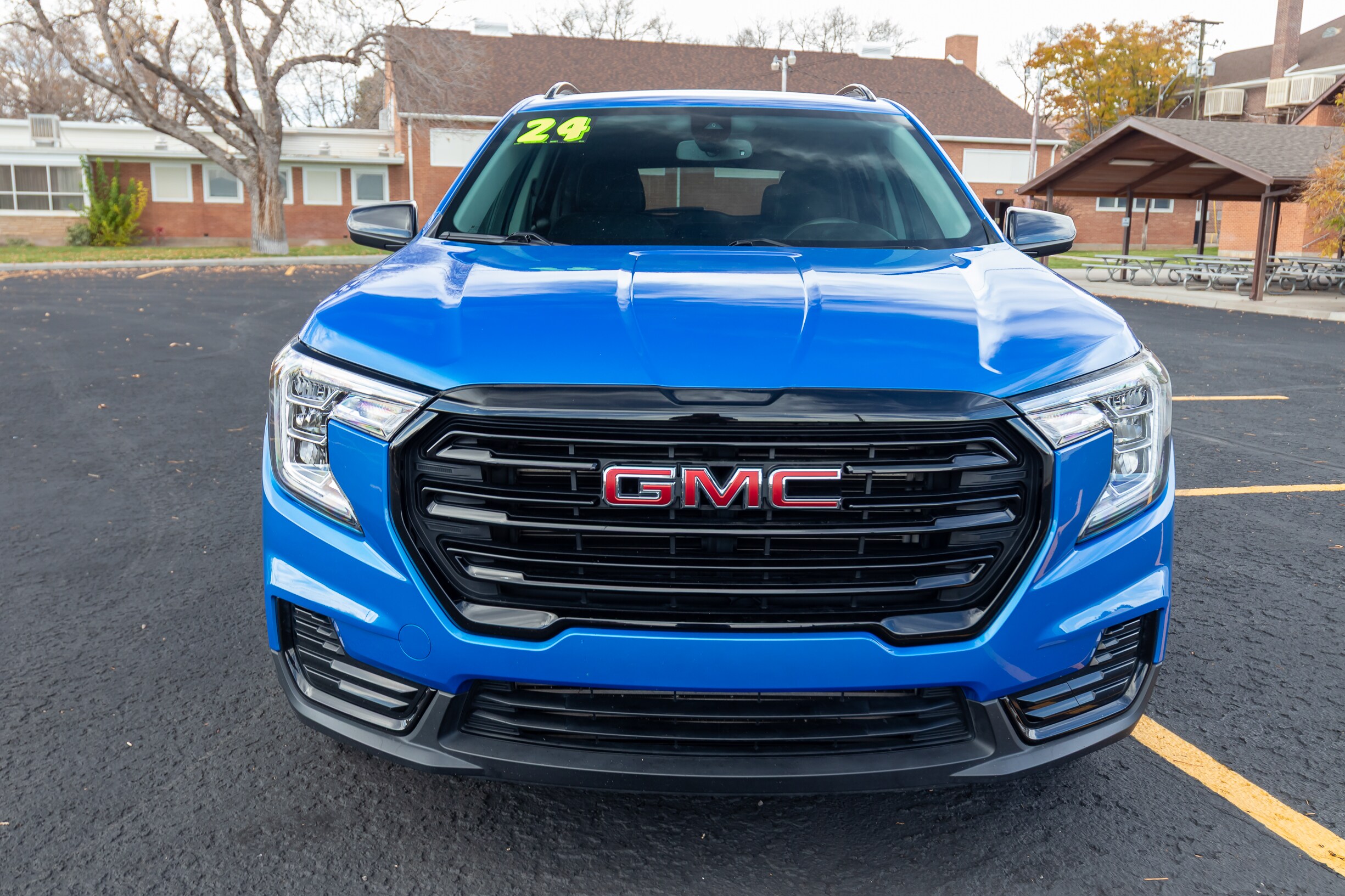 2024 Gmc Terrain SLE photo 2