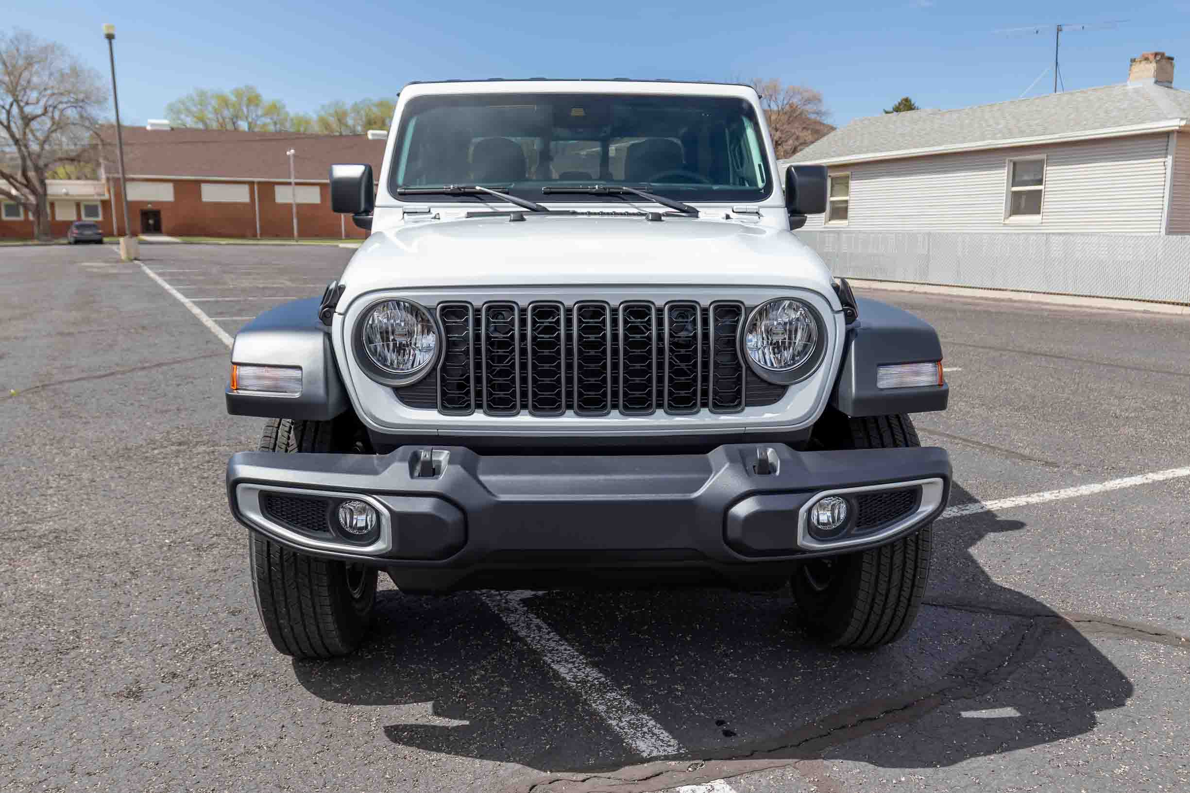 2025 Jeep Gladiator Sport S photo 4