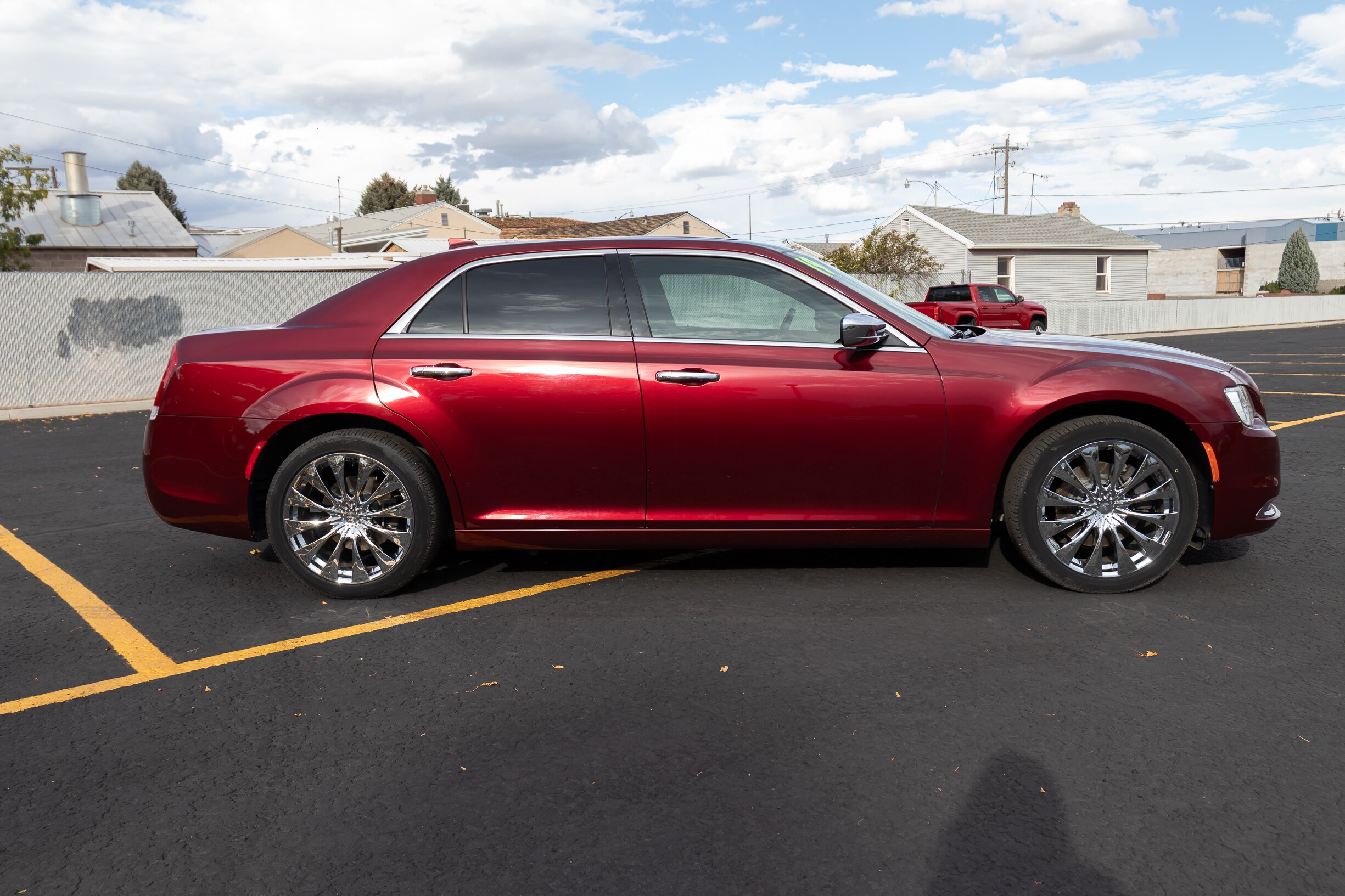 2019 Chrysler 300 Limited photo 2