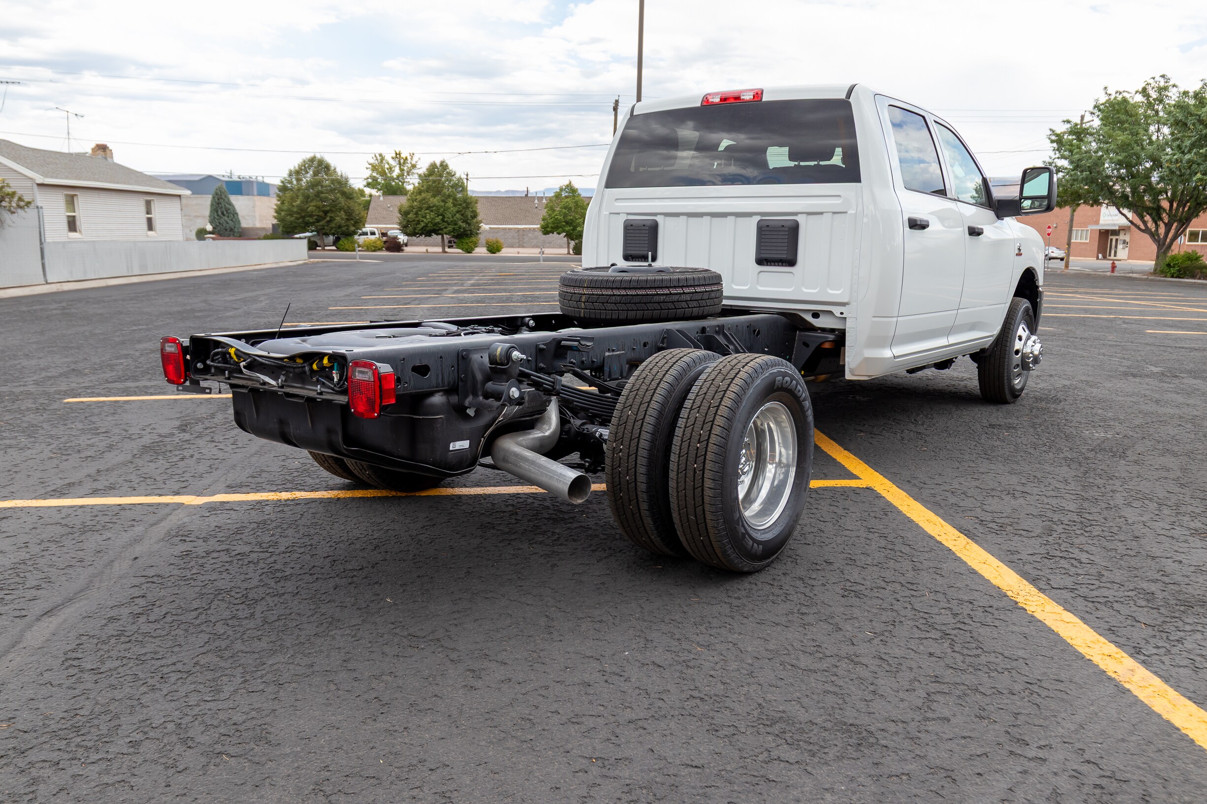 2025 Ram 3500 Tradesman photo 3