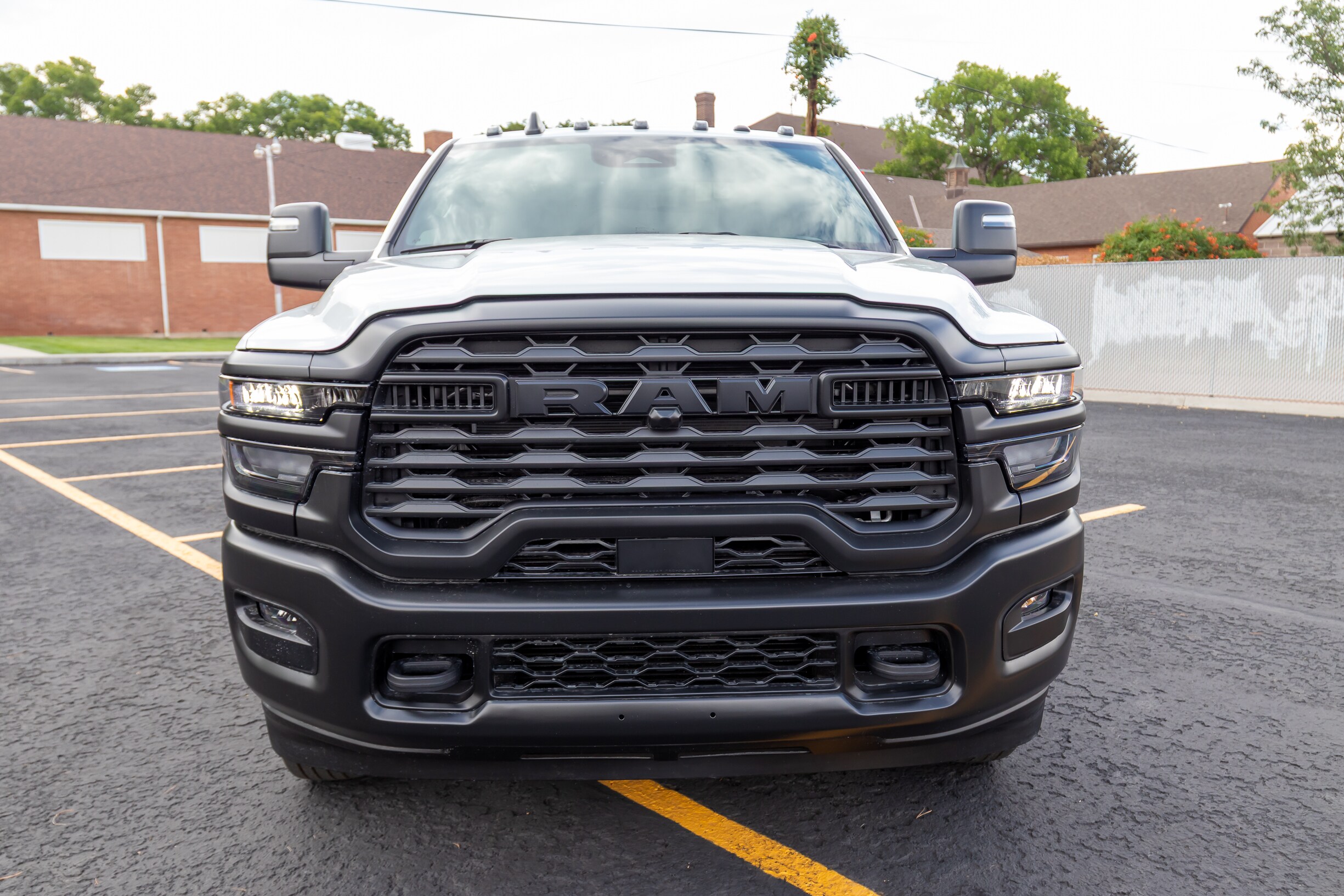 2026 Ram 3500 Tradesman photo 4