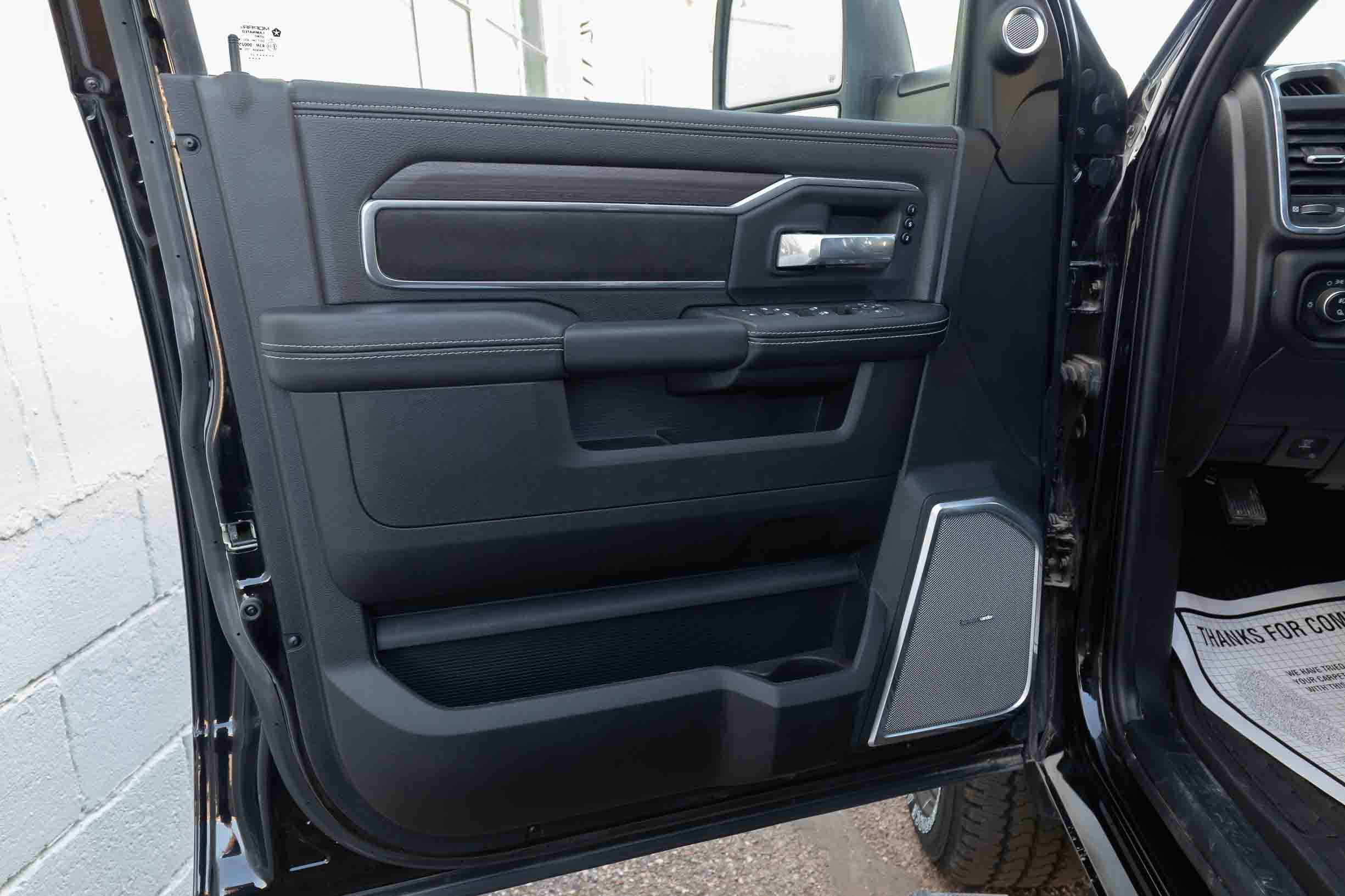 2025 RAM 2500 Laramie - Photo 9