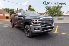 2025 Ram 3500 LARAMIE CREW CAB 4X4 8' BOX Pickup