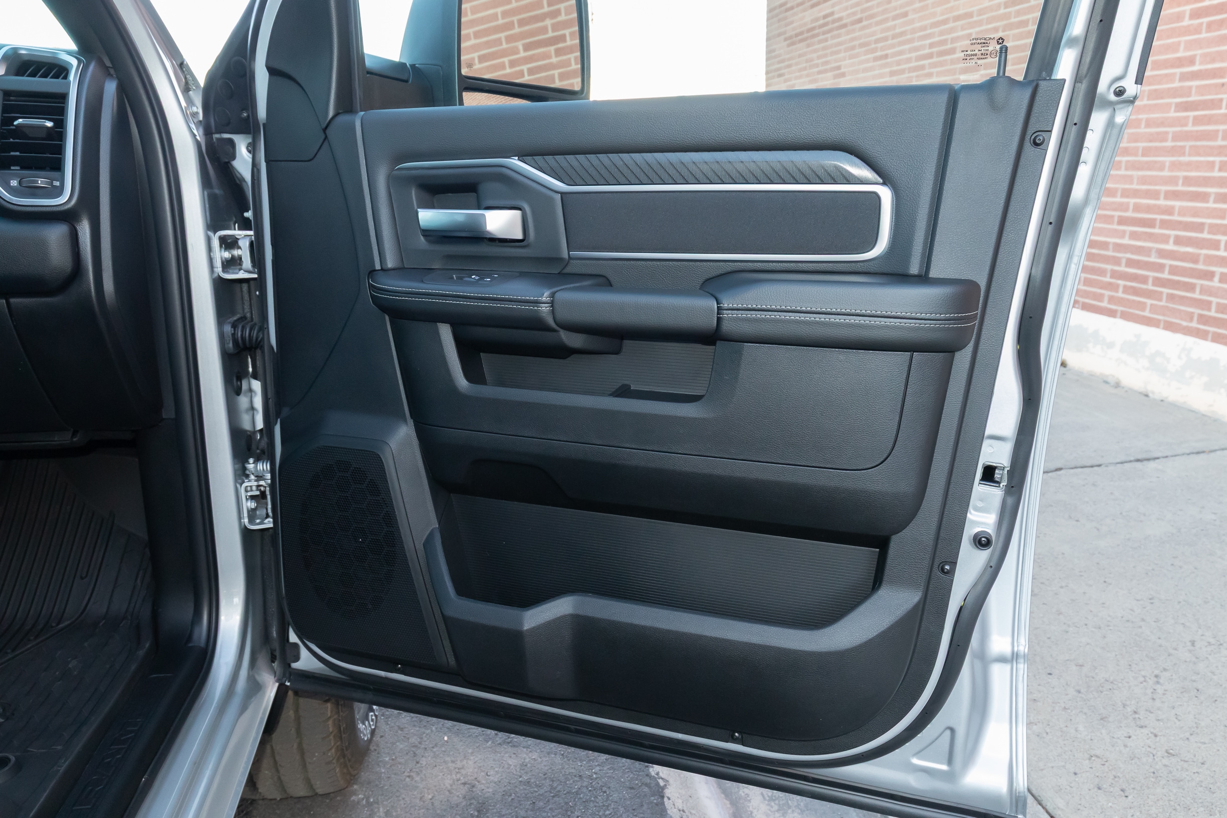 2026 RAM 2500 Big Horn - Photo 17
