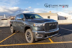 2026 Ram 1500 LARAMIE CREW CAB 4X4 5'7 BOX Pickup