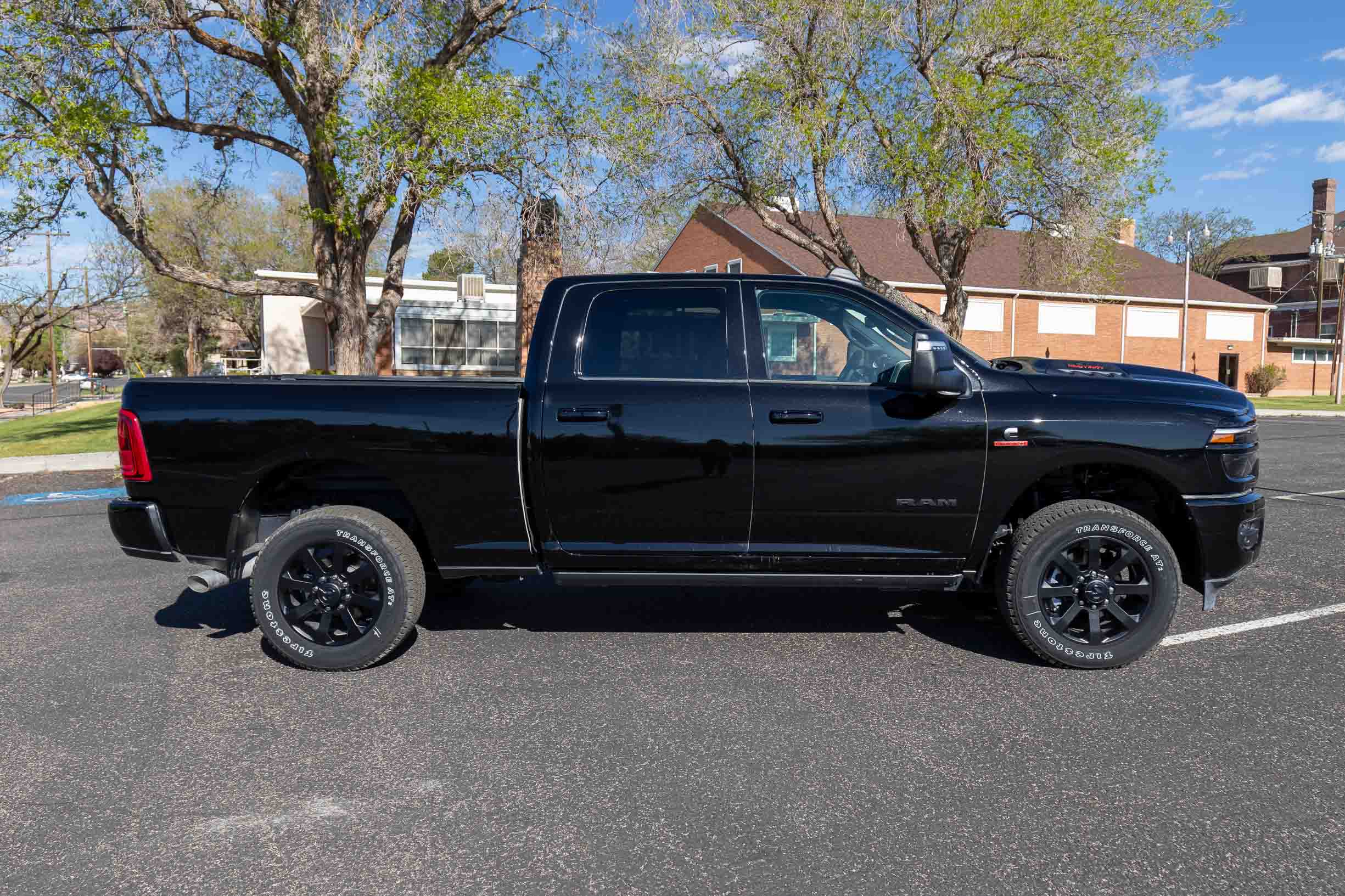 2025 Ram 2500 Laramie photo 2