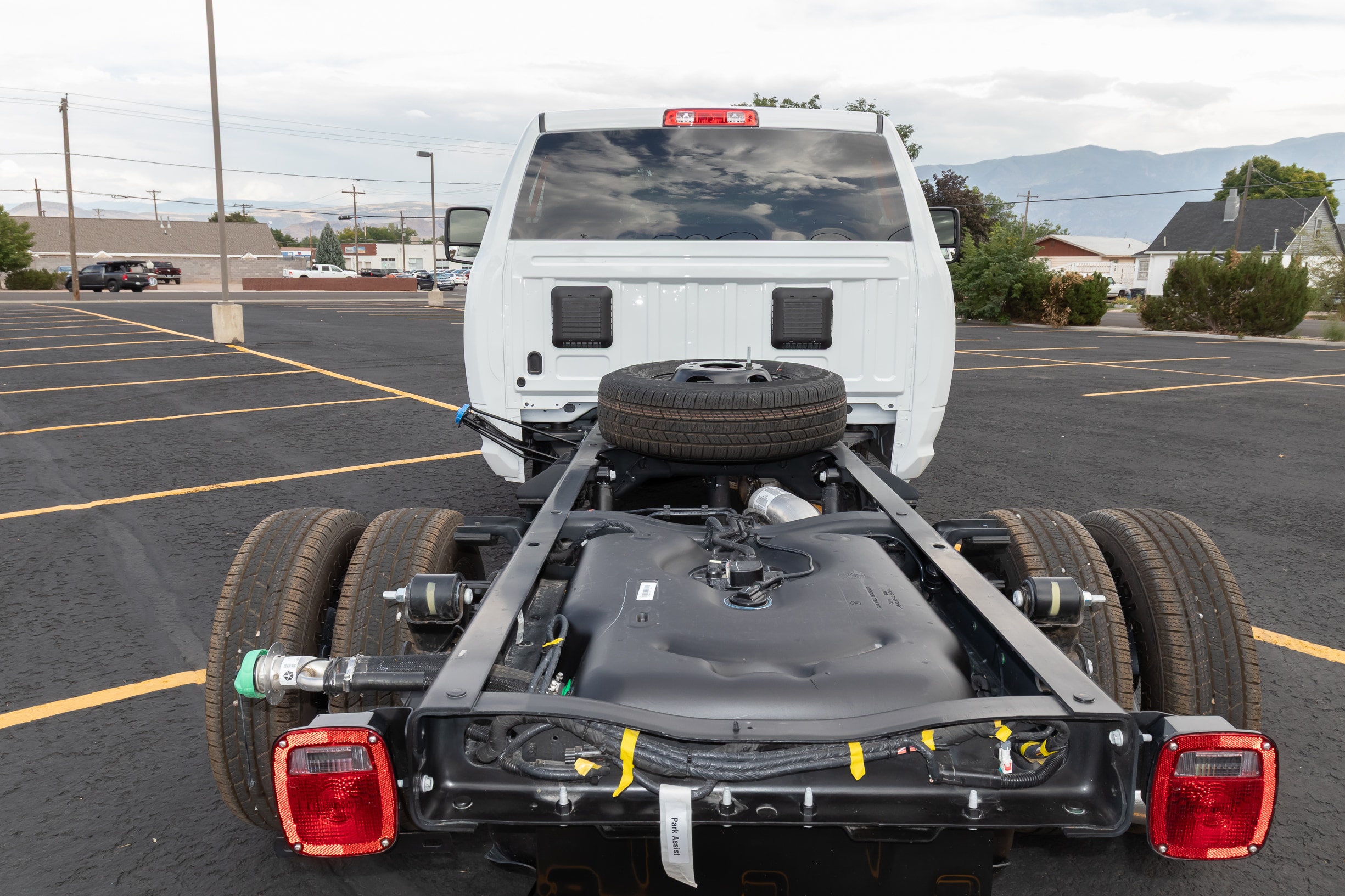 2026 RAM 3500 Chassis Tradesman - Photo 11
