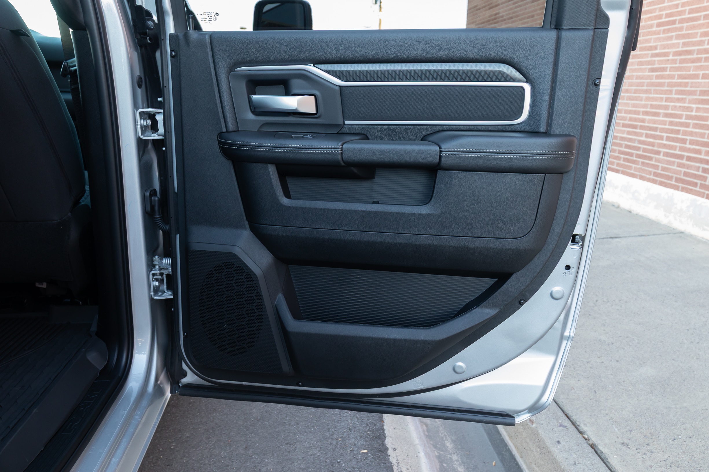 2026 RAM 2500 Big Horn - Photo 15