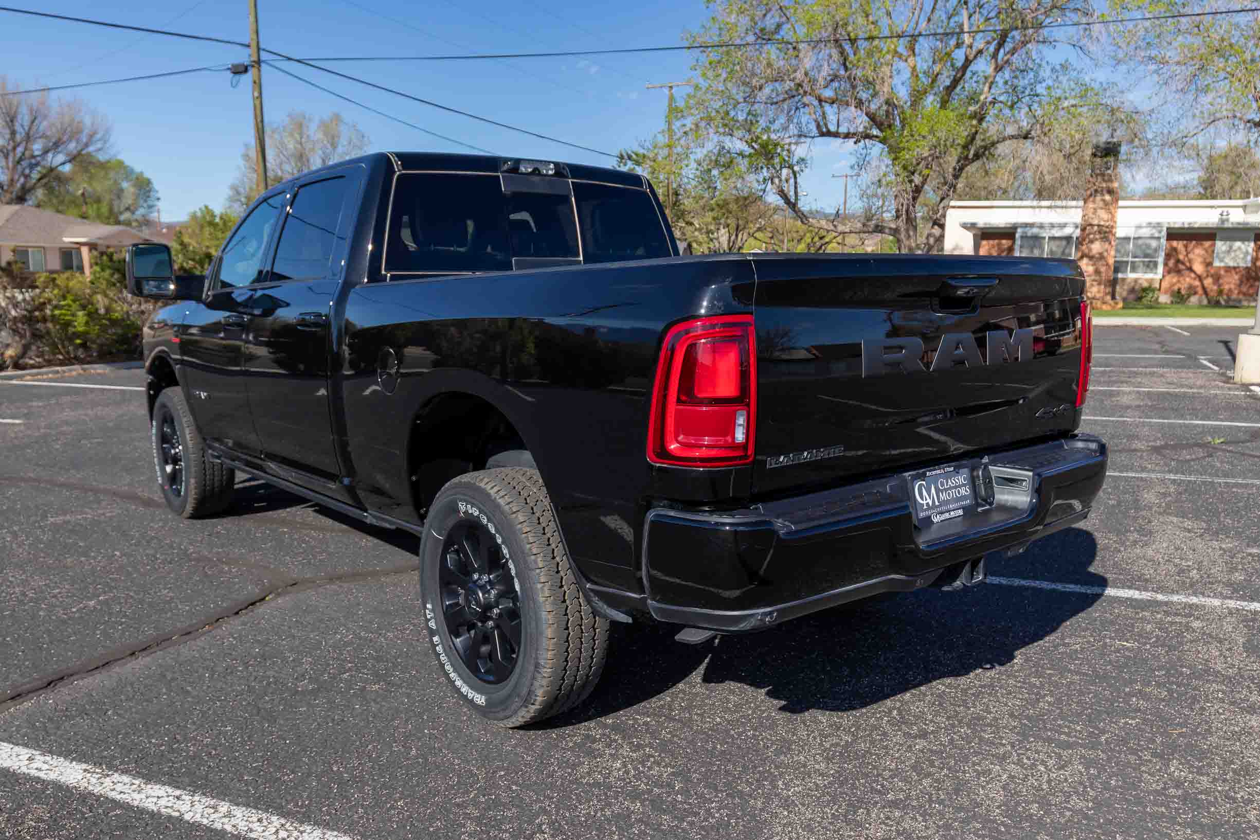 2025 RAM 2500 Laramie - Photo 6