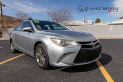 2015 Toyota Camry SE Sedan