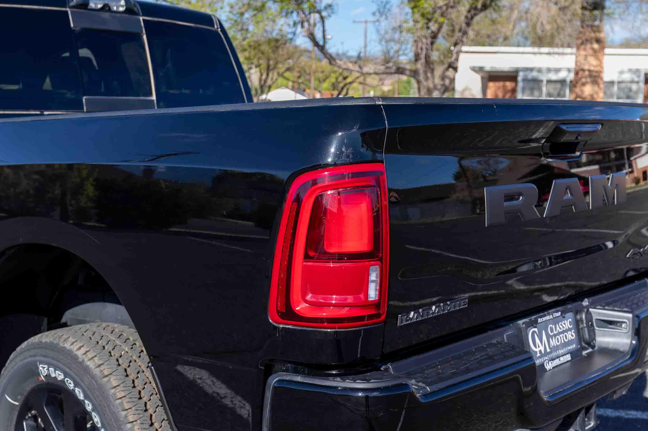 2025 RAM 2500 Laramie - Photo 35