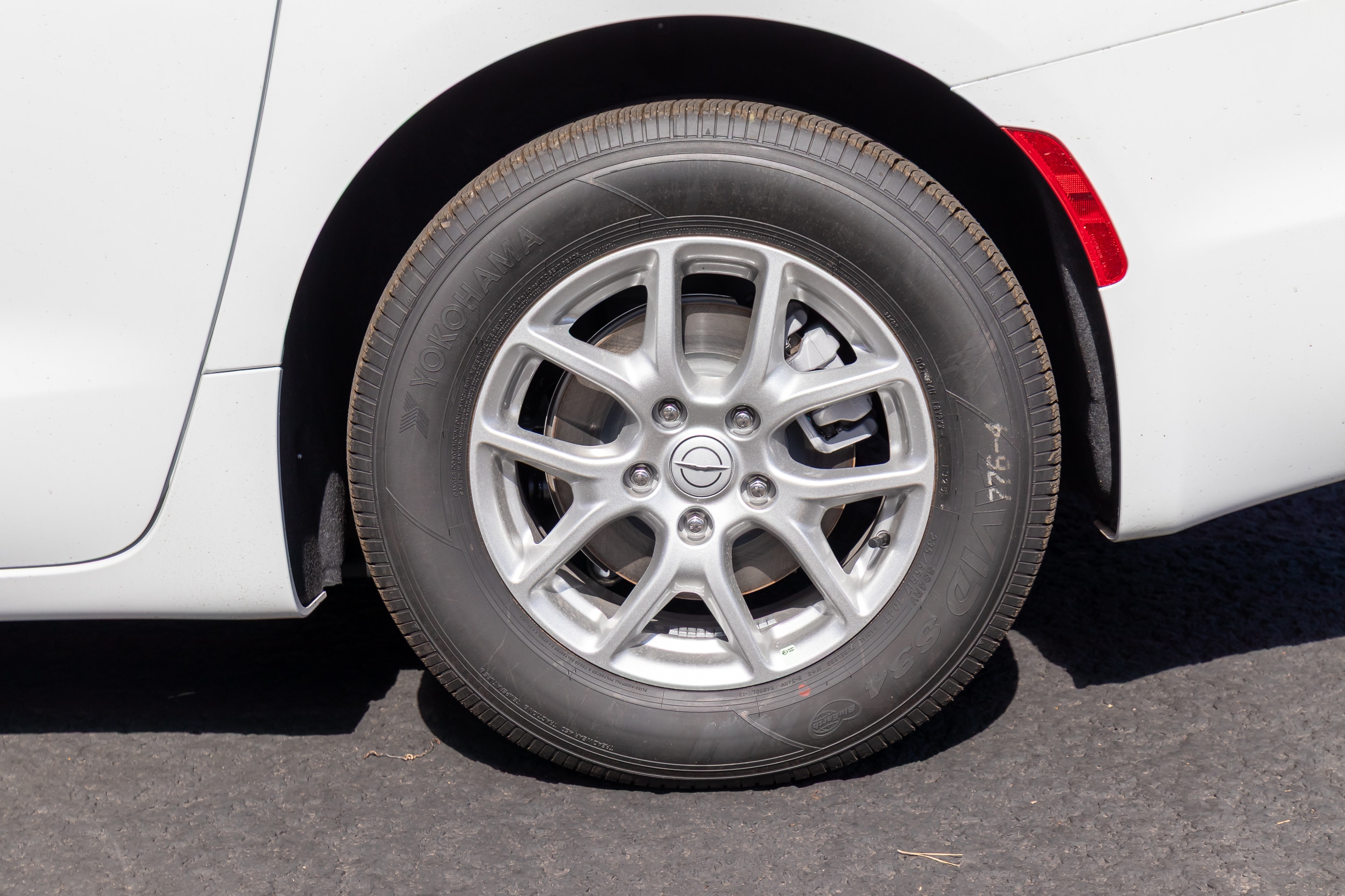 2026 Chrysler Pacifica Select - Photo 34