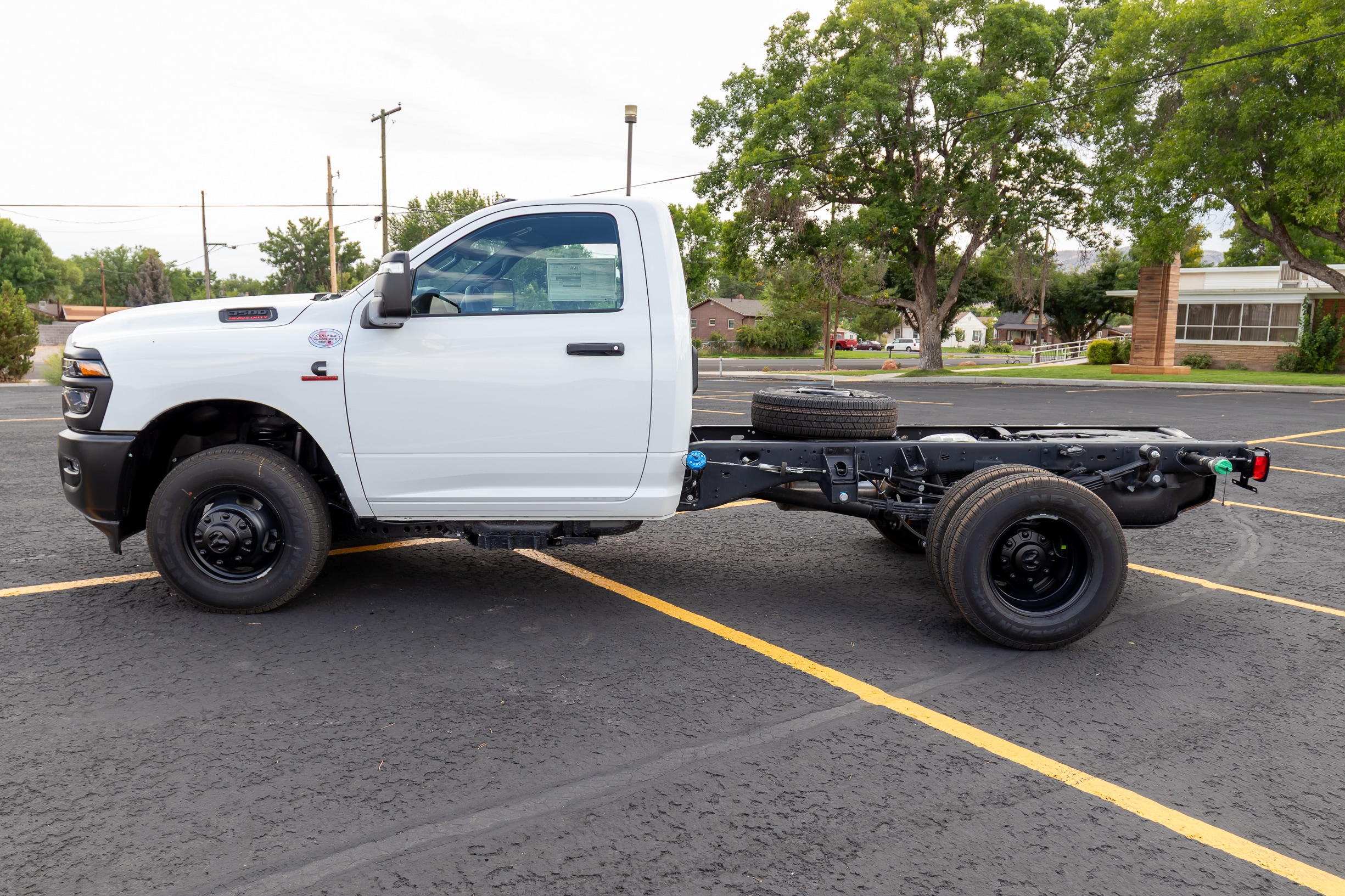 2026 RAM 3500 Chassis Tradesman - Photo 7