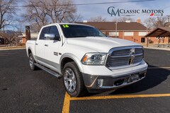 2016 Ram 1500 Laramie Crew Cab 4WD 5FT Box