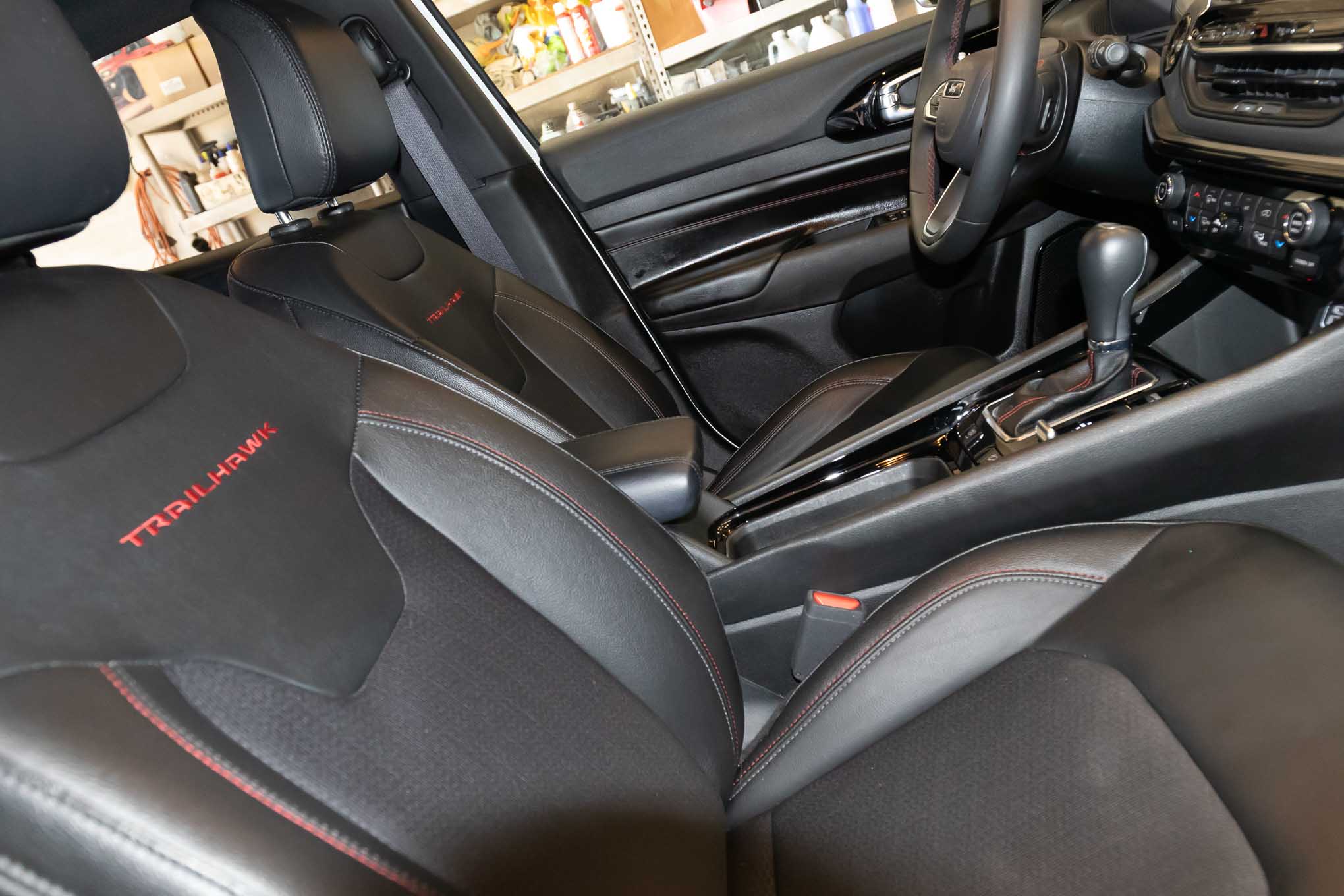 2025 Jeep Compass Trailhawk - Photo 18