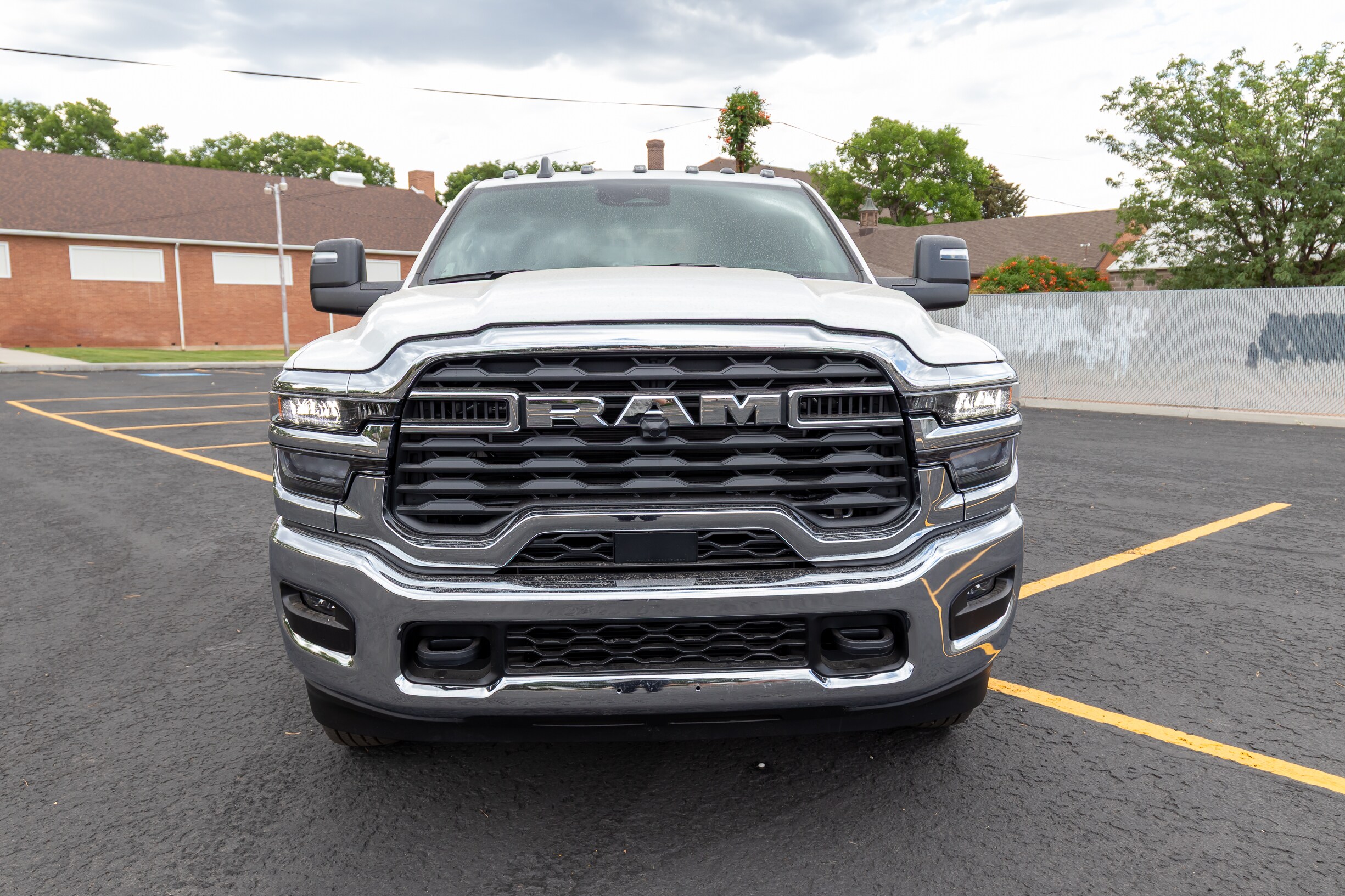 2025 Ram 3500 Tradesman photo 4