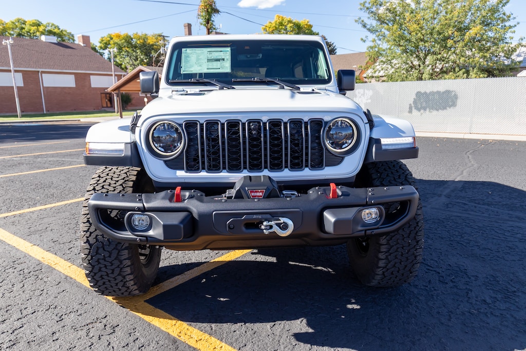 New 2025 Jeep Wrangler 4-DOOR RUBICON X Sport Utility