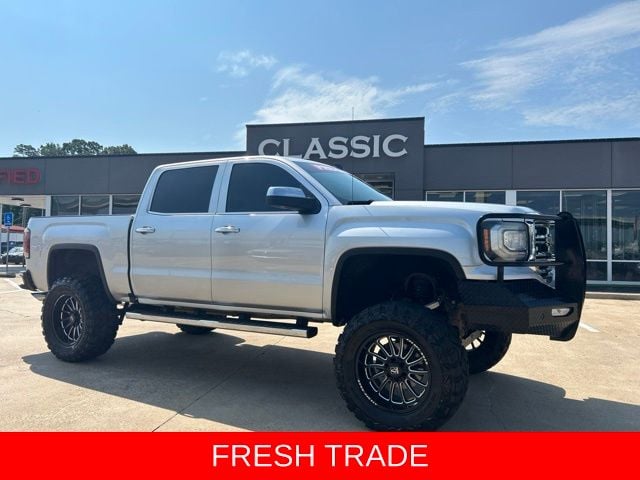 2018 GMC Sierra 4WD Crew Cab Short Box SLT's photo