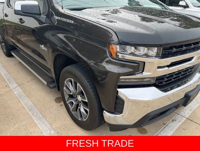 2021 Chevrolet Silverado 1500 LT Crew Cab Short Box's photo