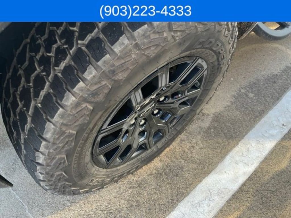 Used 2024 Chevrolet Colorado Trail Boss Truck