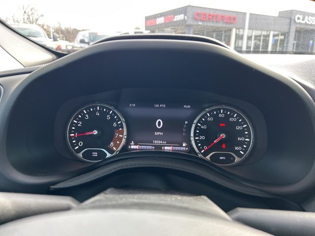 2022 Jeep Renegade Latitude - Photo 24