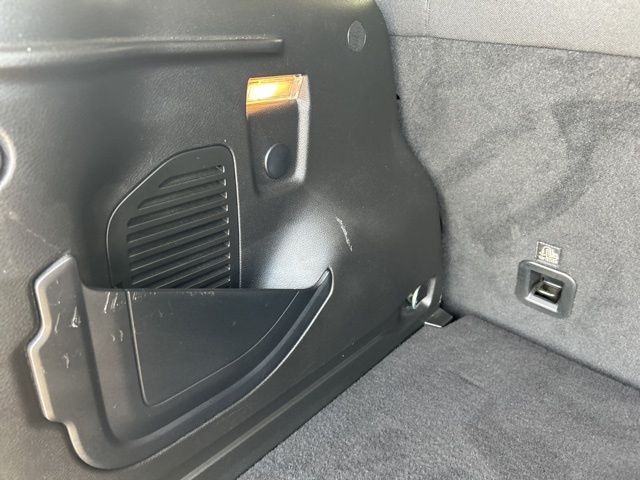 2022 Jeep Renegade Latitude - Photo 13