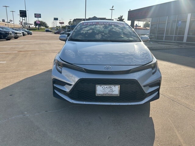 2024 Toyota Corolla SE Premium photo 2