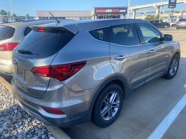 2018 Hyundai Santa Fe Sport Base photo 4
