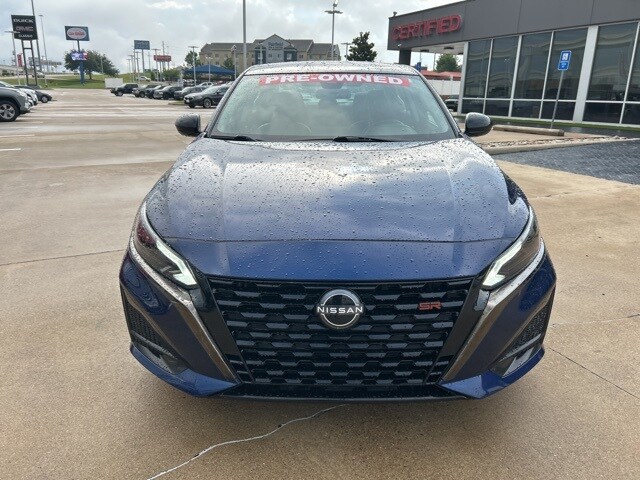 2023 Nissan Altima 2.5 SR photo 2