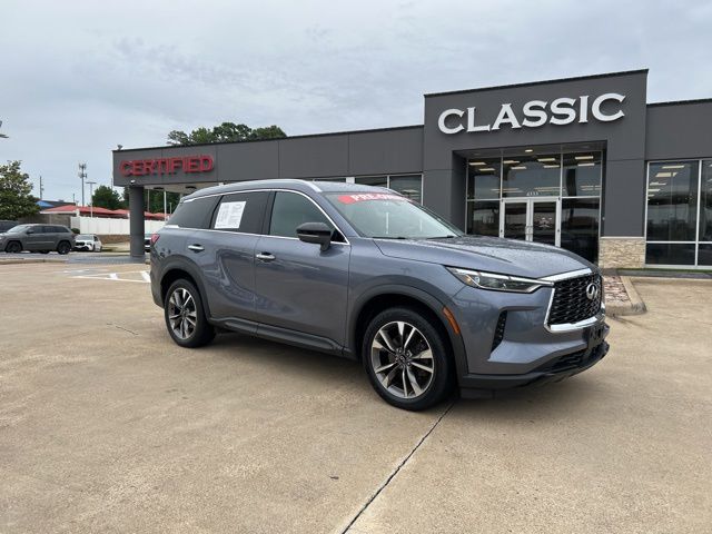 2023 INFINITI QX60 LUXE's photo
