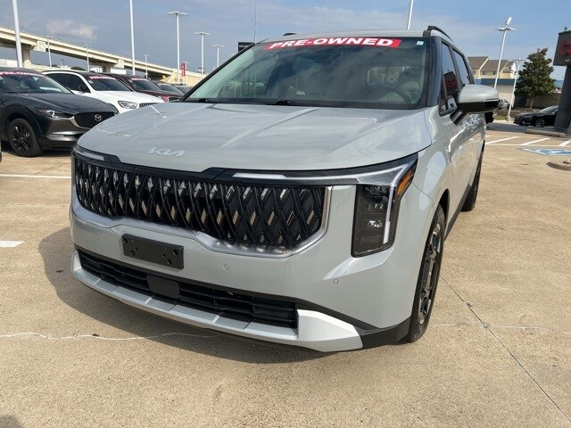 2025 Kia Carnival EX photo 2