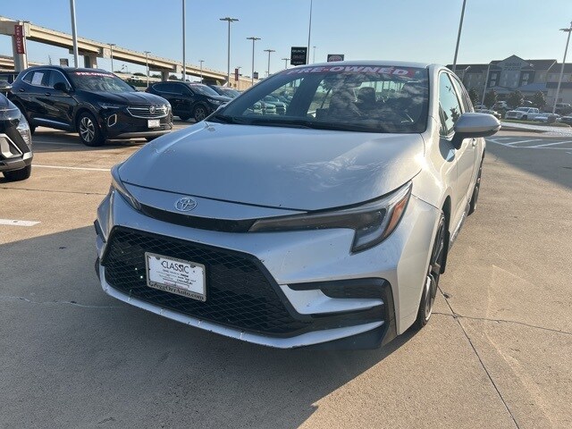 2024 Toyota Corolla SE Premium photo 3
