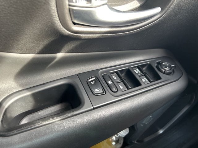2022 Jeep Renegade Latitude - Photo 19