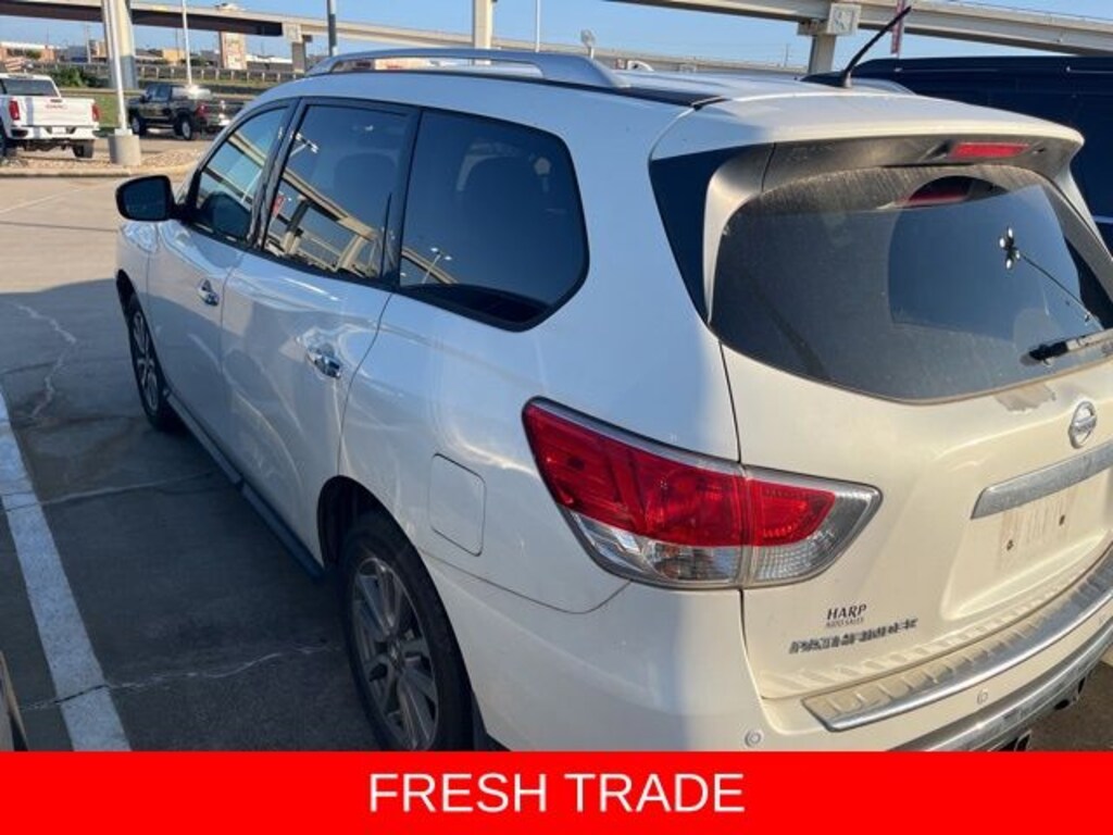 Used 2014 Nissan Pathfinder SV SUV
