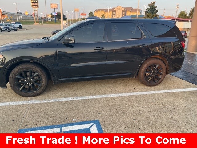 2017 Dodge Durango R/T photo 2