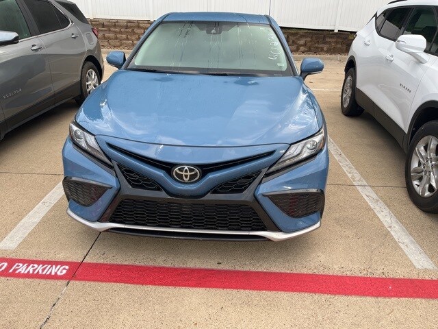 2024 Toyota Camry XSE photo 3