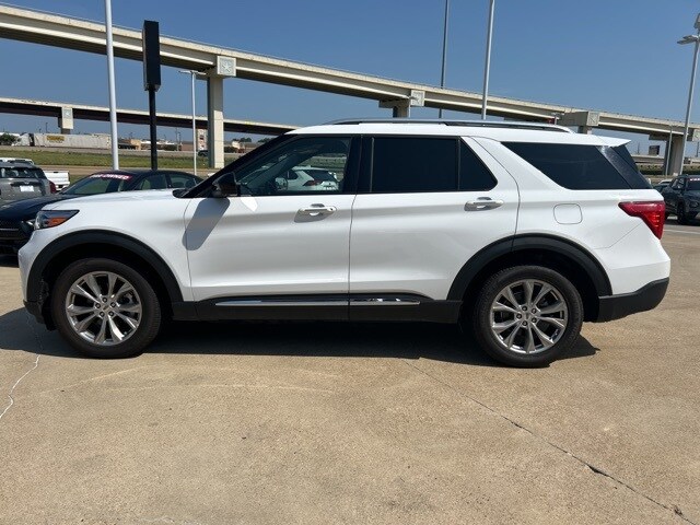 2023 Ford Explorer Limited photo 4