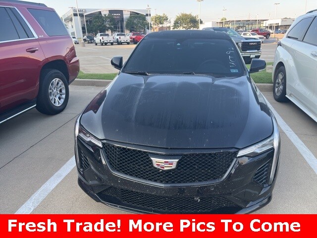 2024 Cadillac CT4 Sport photo 2