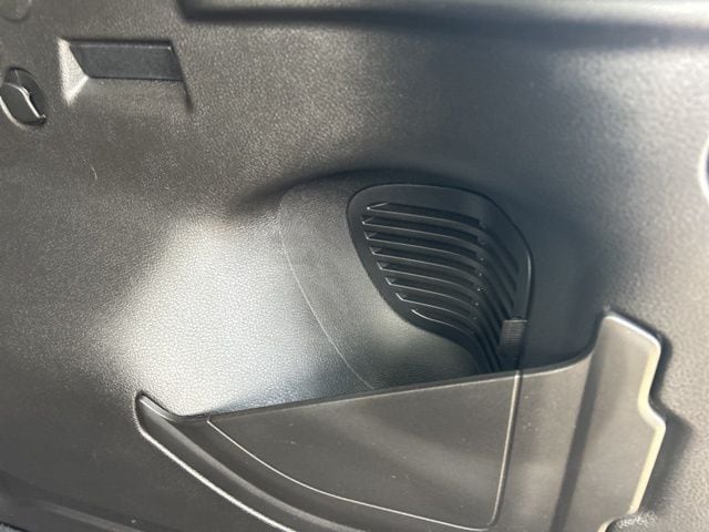 2022 Jeep Renegade Latitude - Photo 12
