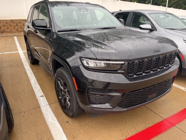 2024 Jeep Grand Cherokee Altitude X photo 3