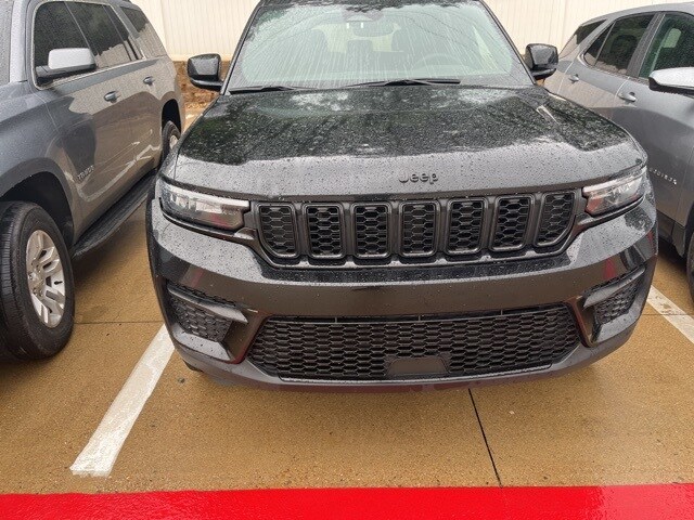2024 Jeep Grand Cherokee Altitude X photo 2